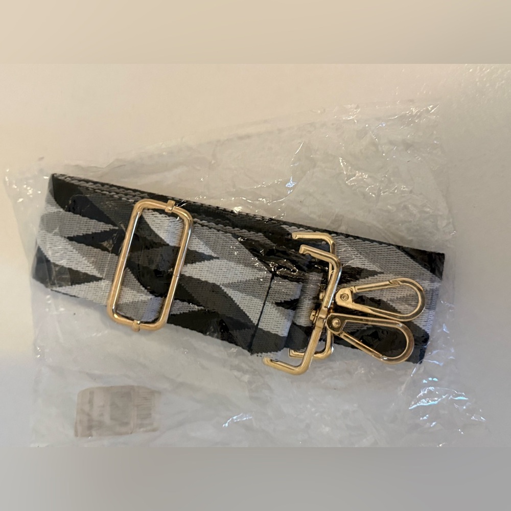 Stylish Black and Gray Women's GuitarStrap with gold hardware